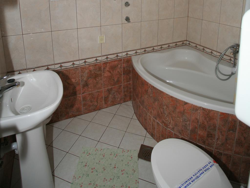 Apartments Vrata Baranje Bilje Phòng bức ảnh