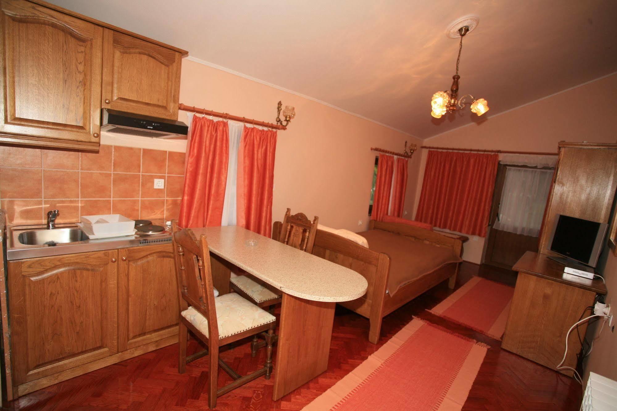Apartments Vrata Baranje Bilje Ngoại thất bức ảnh