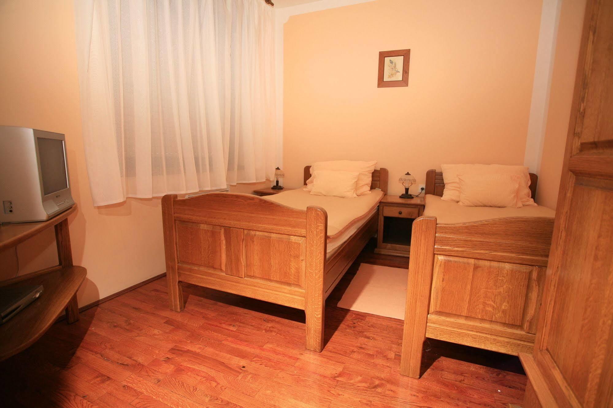 Apartments Vrata Baranje Bilje Ngoại thất bức ảnh
