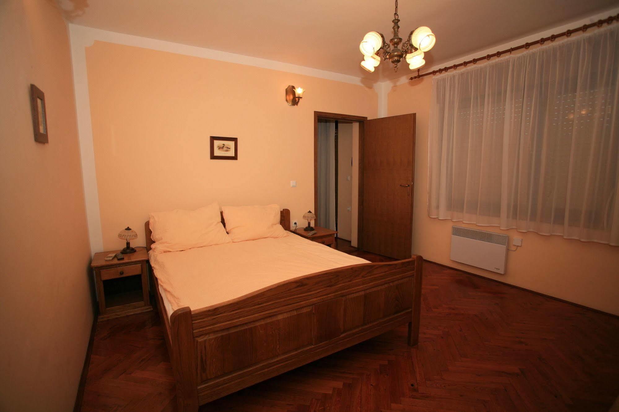 Apartments Vrata Baranje Bilje Ngoại thất bức ảnh